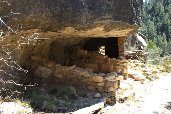 Walnut Canyon Ruins