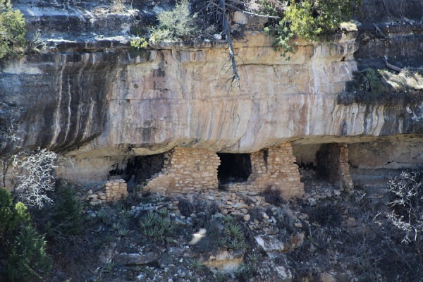 Walnut Canyon Ruins