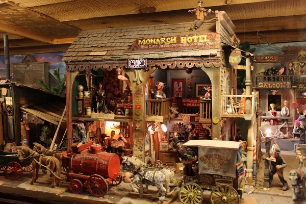 Tinkertown Museum