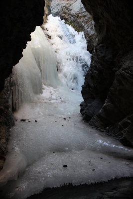 Zapata Falls