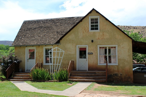 Gifford House